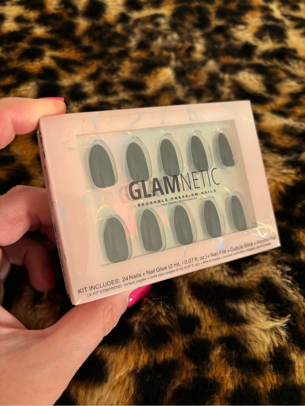 GLAMNETIC Press-On Nails bundle - Picture 3 of 4